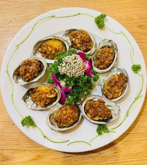 Bào ngư hấp tỏi