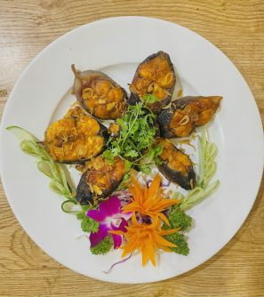 Cá trình suối nướng muối 