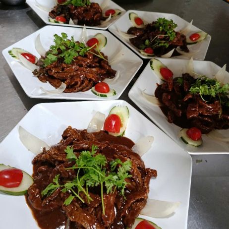 Bò sốt tiêu đen 