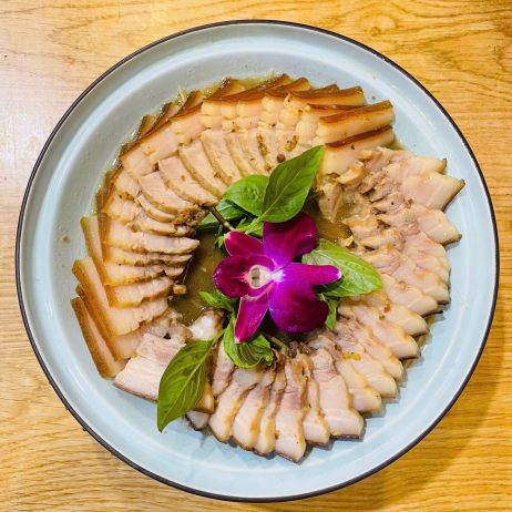 Lợn máng hấp giềng 