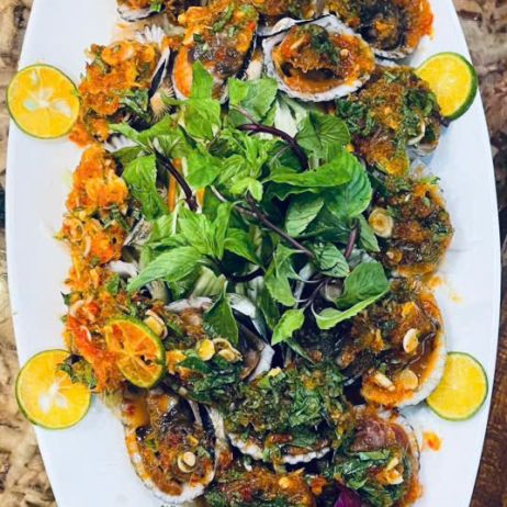 Sò huyết gỏi Thái Lan