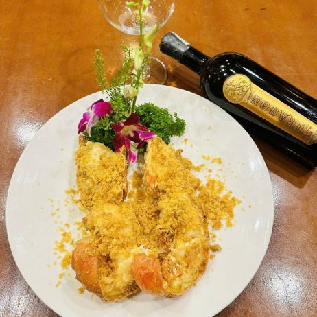 Tôm hùm tre cháy tỏi 