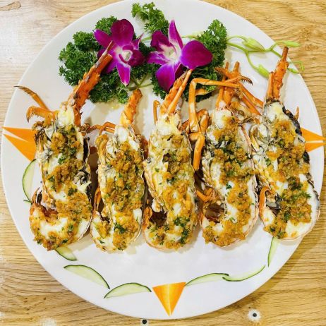 Tôm hùm tre nướng sốt bơ tỏi 